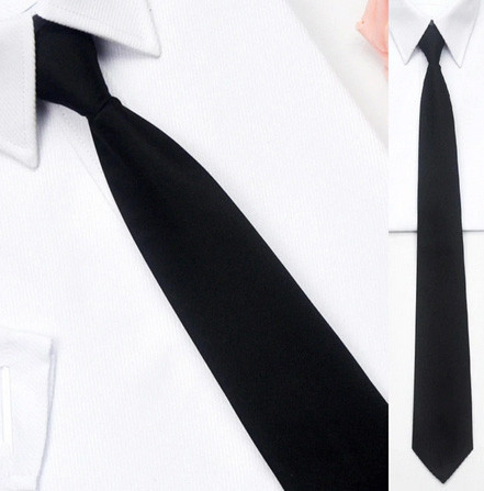 Чорна класична краватка чоловіча