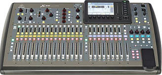 Цифровий мікшерний пульт Behringer X32