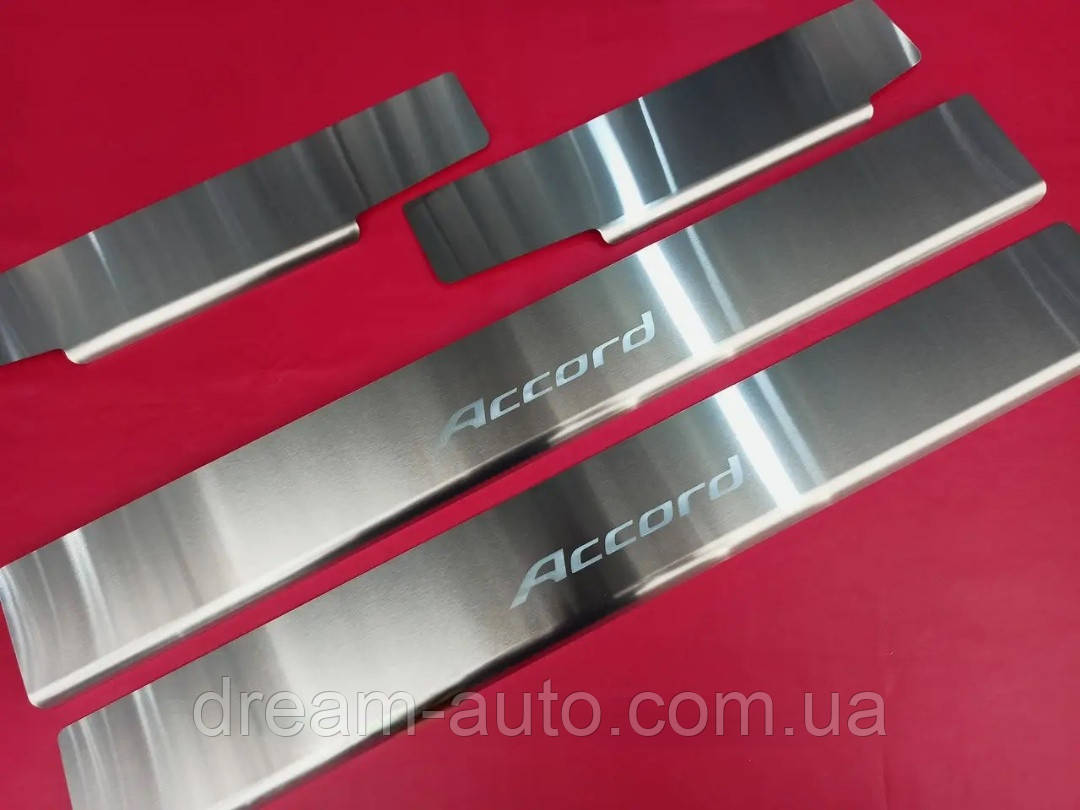 Накладки на пороги Honda Accord 7 2002-2007