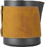 Пітчер Black 500 мл MHW-3bomber без ручки, шкіряний чохол