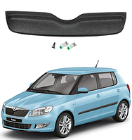 Зимняя заглушка на решетку радиатора матовая Skoda Fabia / Roomster 2007-2009 (Верх)