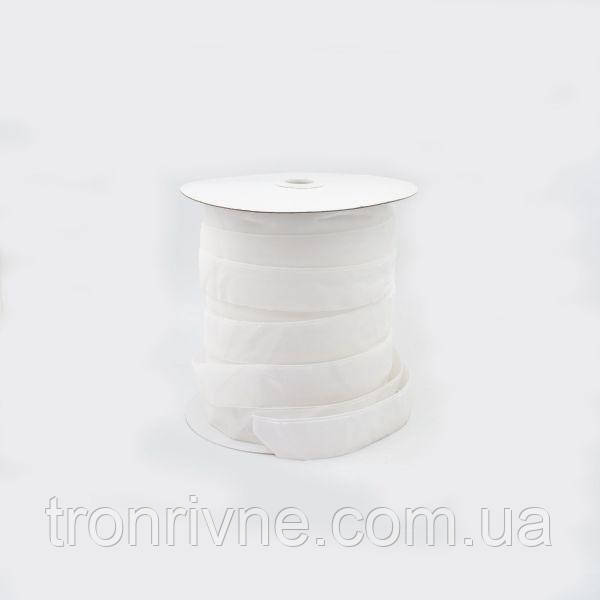 Стрічка оксамитова біла. Ширина 1.5 см (за м)