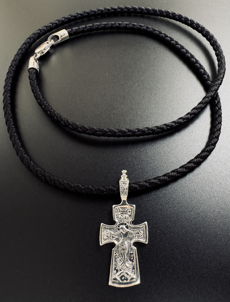 ✝️ Срібний хрестик зі шнурком чернений — вічна класика, що завжди актуальна, фото 1