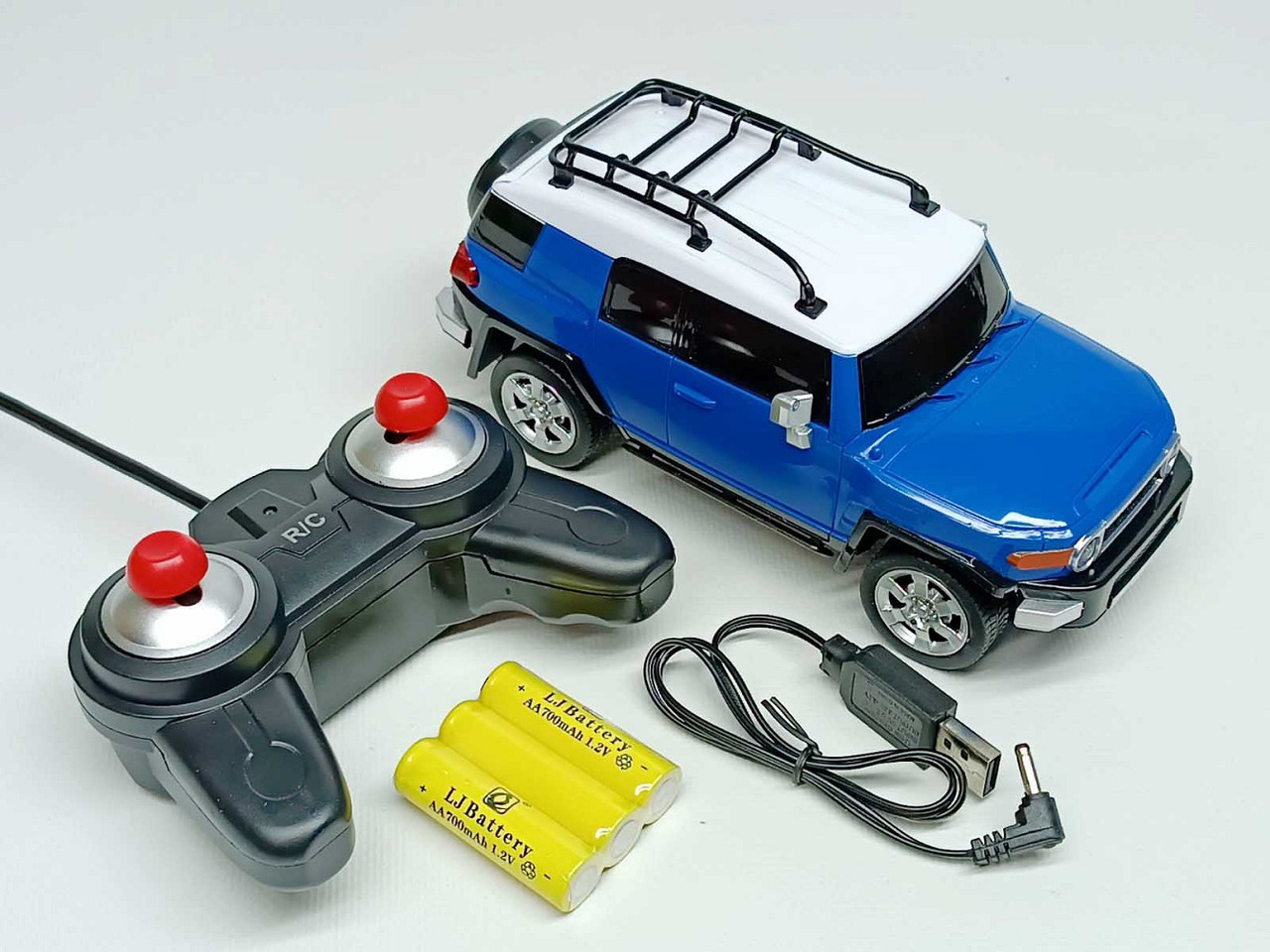 Машинка на радіокеруванні Toyota FJ Cruiser 18 см синя — світлодіодні фари, R/C джип, арт. 27055-1, фото 1