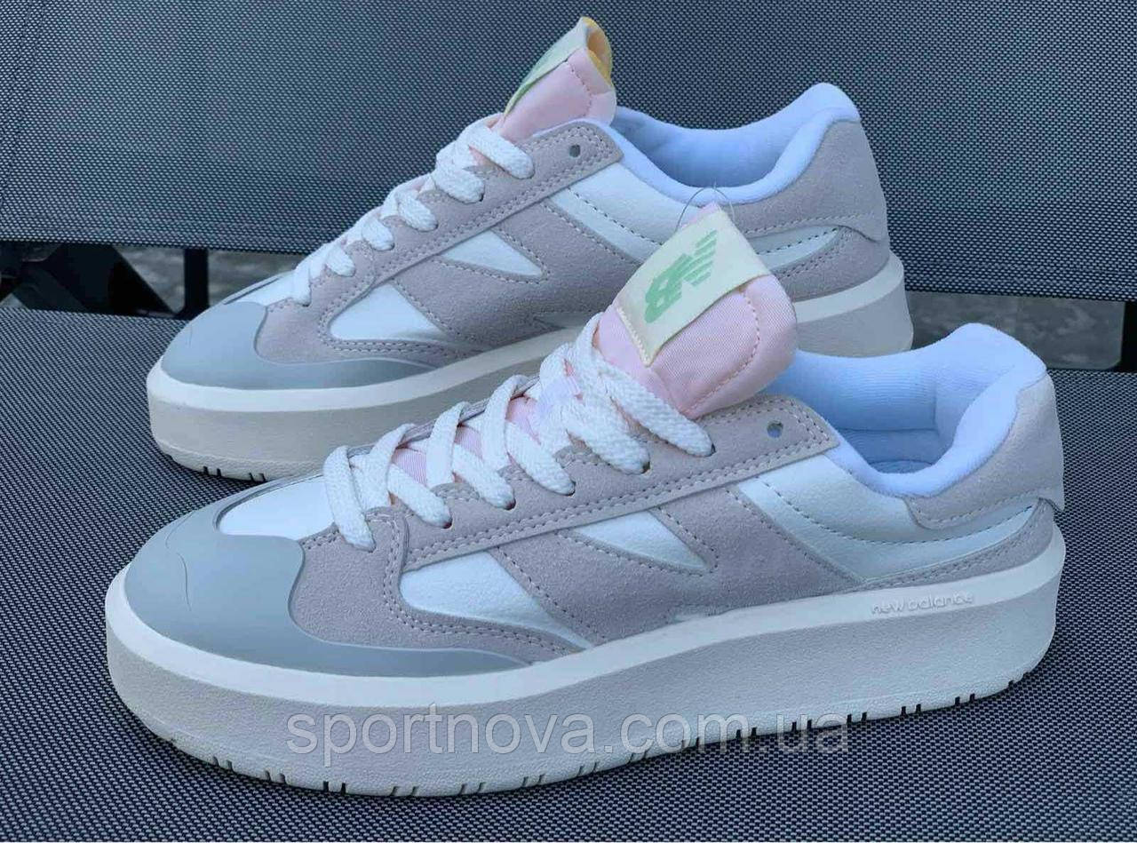 Жіночі кросівки демісезонні New Balance шкіра/замша білі з бежевим/рожевим/блакитним р 36,37