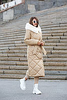Утеплене стьобане жіноче зимове пальто італійська плащівка з хутряною обробкою коміра з капюшоном кемел