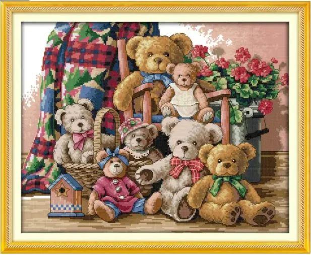 Набір для вишивання за нанесеною на канву схемою "Bear family" . AIDA 14CT printed, 46*37 см