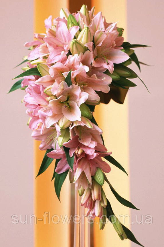 Весільний каскадний букет із лілій, фото 1