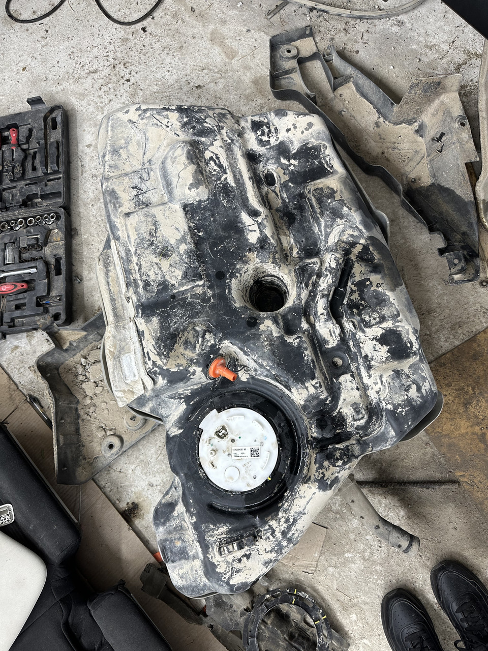 MK2 Паливний бак Ford Edge 2015-2018 2.0Т FWD дорест б/у оригінал, фото 1