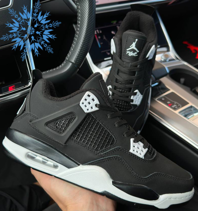 Чоловічі зимові кросівки Nike Air Jordan 4 Retro Fleece на флісі теплі термо чорні. Живе фото. топ