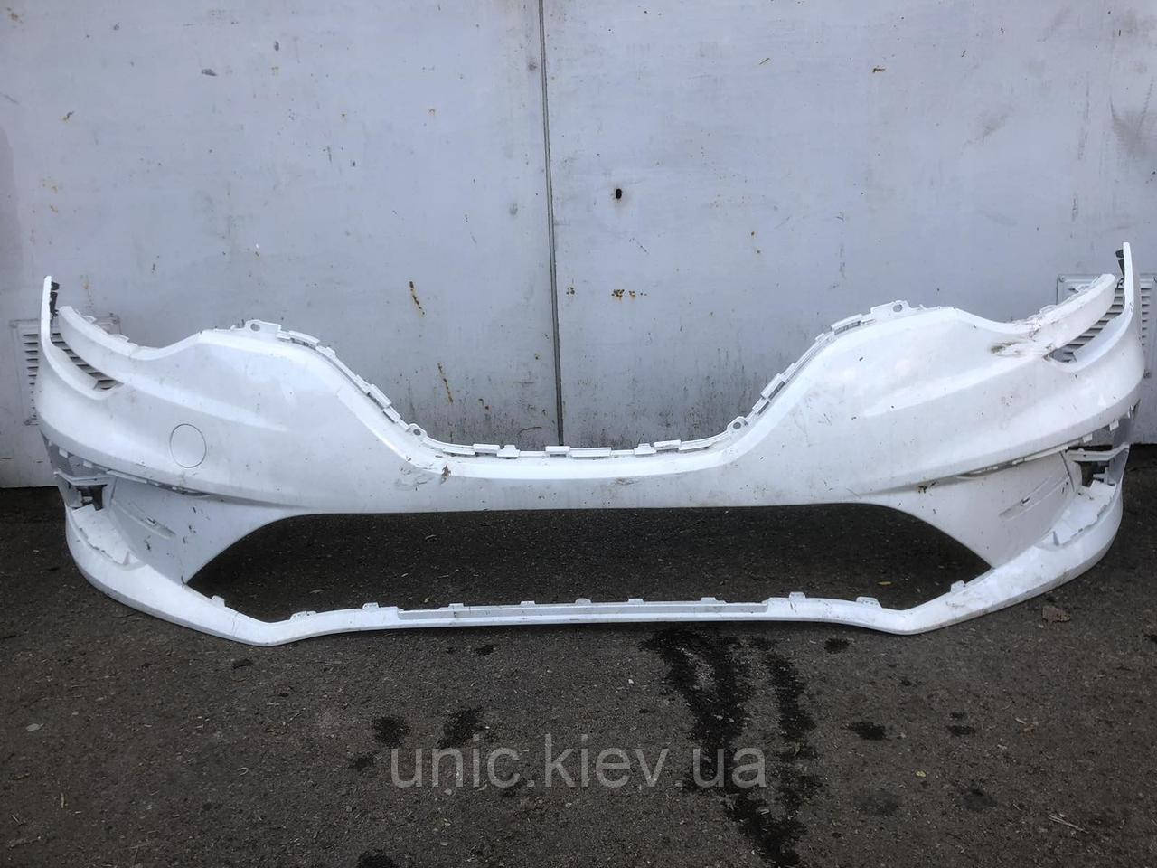 Бампер передній Рено Меган 4 рестайл б/в