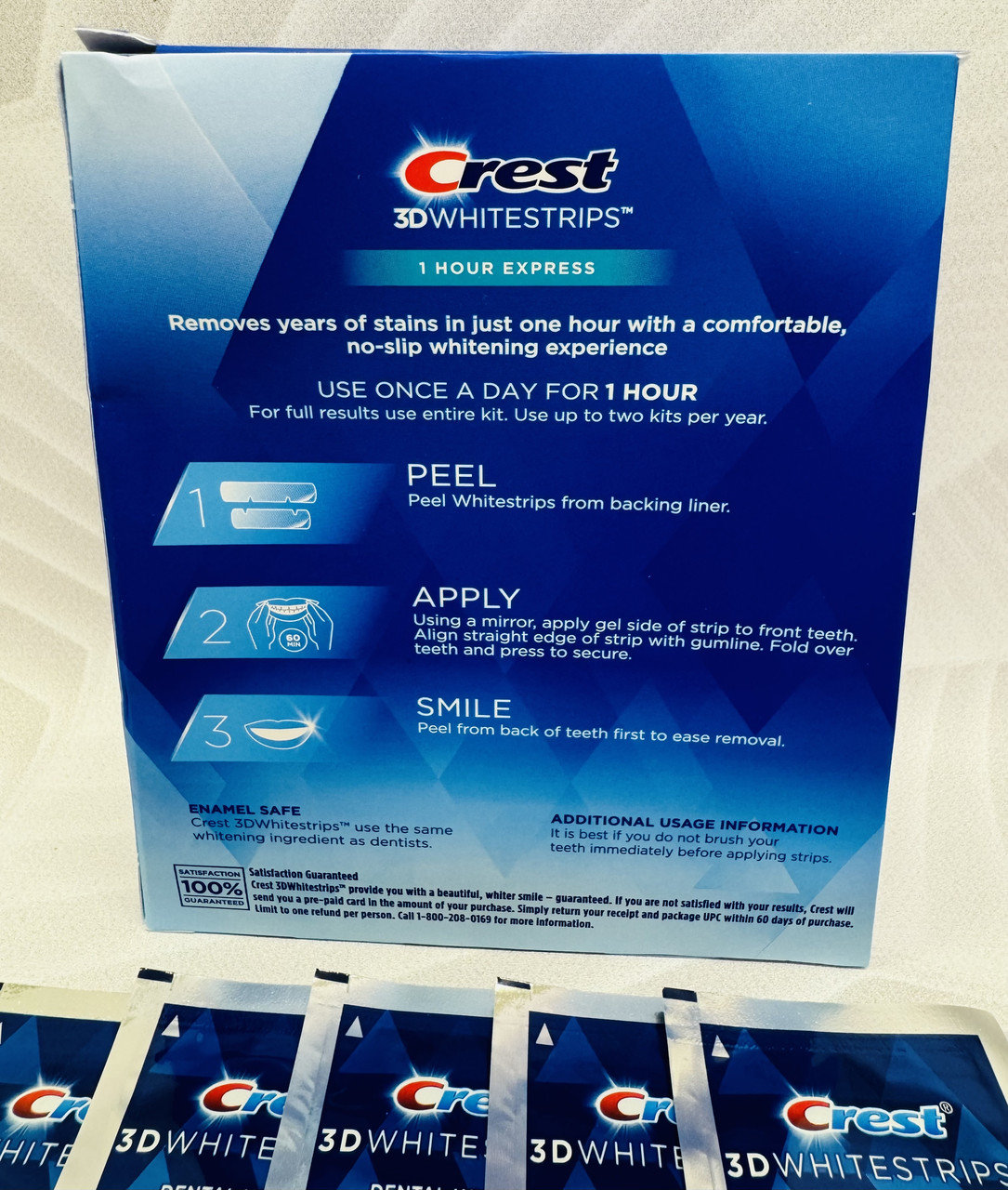 Купить Вибілювальні смужки для зубів Crest Whitestrips 1 Hour Express