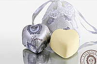 Греческие конфеты Laurence сердце белое из пралине из фундука