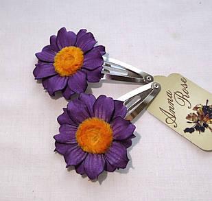Шпилька тик так з квітами з фоамірану ручної роботи "Фіолетова Ромашка"