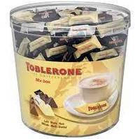Цукерки Toblerone Tiny Mix Box (Молочний, Темний, Білий) 113 шт