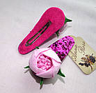 Шпилька тик так з квітами з фоамірану ручної роботи "Рожева троянда", фото 3