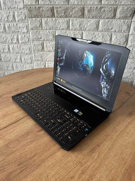 Ноутбук Acer Triton 700 17,3" 120Hz i7 7700HQ 32Gb SSD 512Gb GTX 1080 MaxQ Б/В