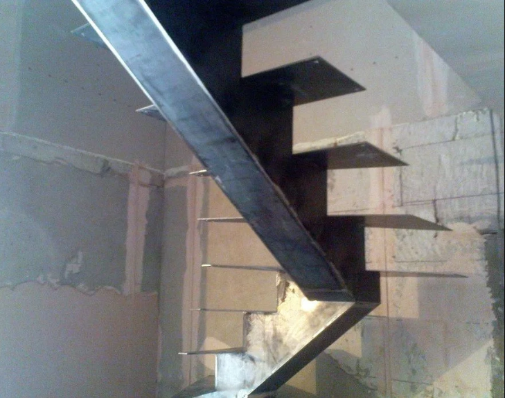 Лестница с перилами П-образная модульная - фото 1 - id-p2003064613