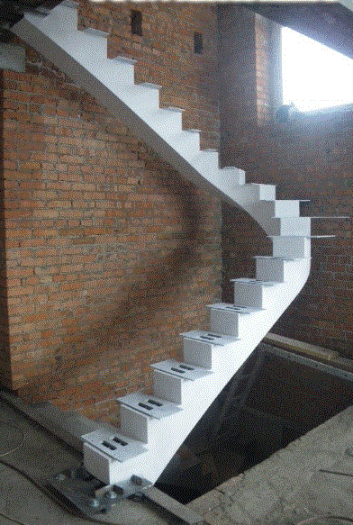 Лестница из металла с перилами винтовая на больцах - фото 2 - id-p2003064638
