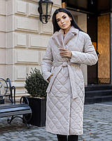 Пальто женское зимнее стеганое с мехом, цвет молоко