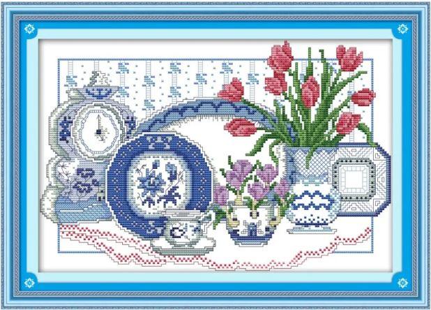 Набір для вишивання за нанесеною на канву схемою "Flowers in celadon vase". AIDA 14CT printed 37*27 см