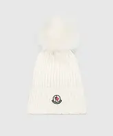 Шапка женская Moncler Patch Pompom Beanie Hat MB-10007 White