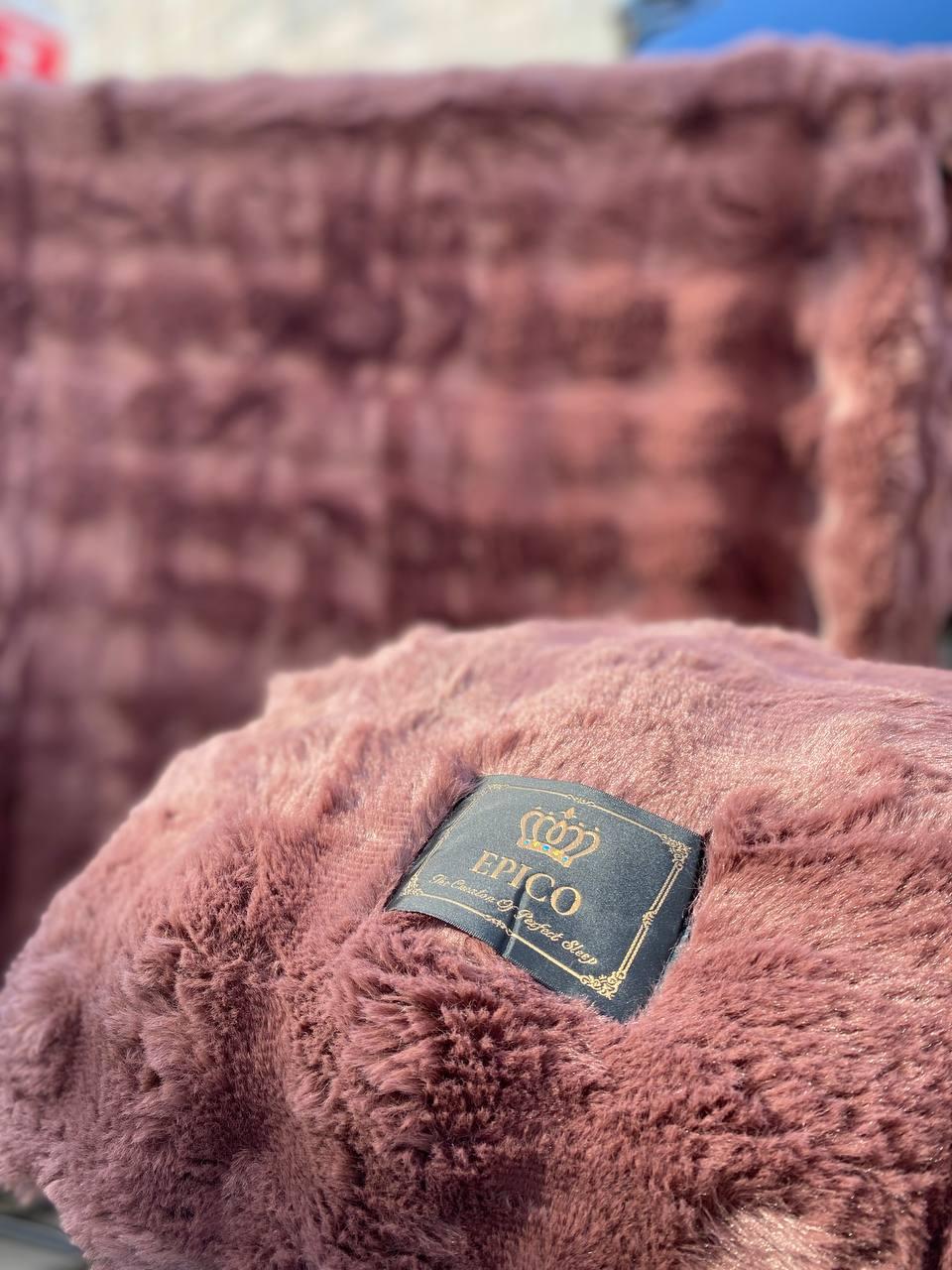 Двосторонній плед-покривало Шиншила з Євро розмір 220*240 бордовий