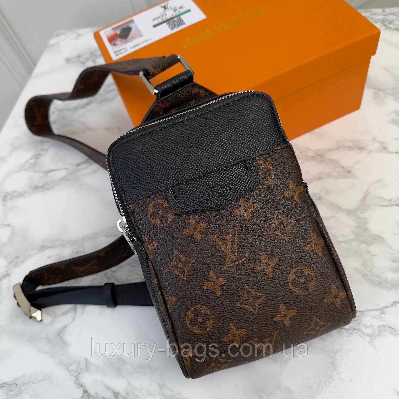 Чоловіча нагрудна компактна сумка-слінг Louis Vuitton Outdoor, люкс якість
