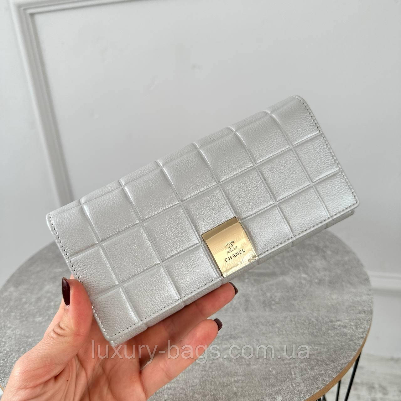 Шкіряний стильний гаманець, складаний на магнітах, горизонтального типу, фото 1