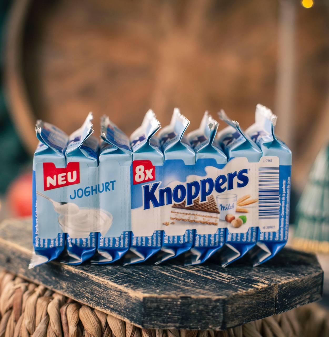 Вафлі 😍 Knoppers Youghurt 8 шт. (200 гр.) Німеччина