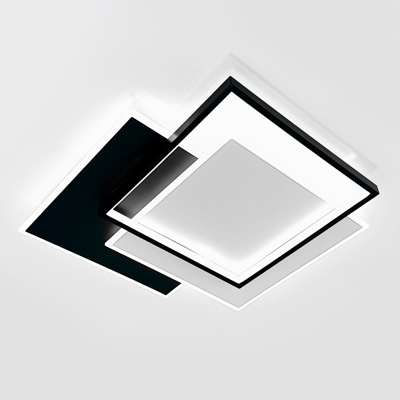 Квадратна Led люстра до 18 м² чорно-білий корпус VEGA 3S 80W
