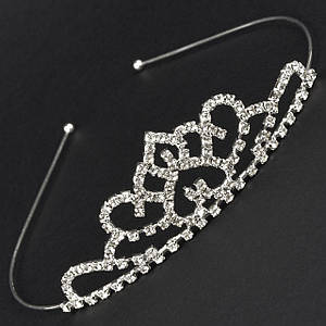 Діадема корона срібляста металева на тонкому обідку з візерунками з білими фіанітами висота 3 см