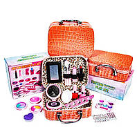 Бьюти-кейс с детской косметикой "Леопард", 22 предмета, тени, лаки, помады, расческа, набор кистей