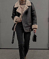 Жіноча чорна дублянка косуха авіатор з бежевим хутром