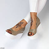 Бежеві відкриті шкіряні жіночі туфлі натуральна шкіра на білій платформі танкетці ПІД ЗАМОВЛЕННЯ, фото 4