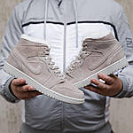 Чоловічі зимові кросівки Nike Air Jordan 1 Retro (бежеві) високі якісні утеплені кеди 2520 топ, фото 2