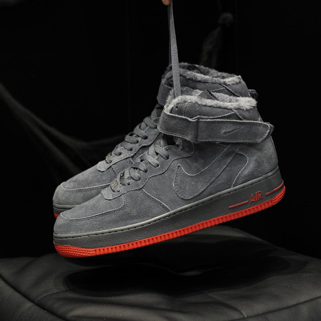 Жіночі зимові кросівки Nike Air Force Winter (сірі) стильні високі кросівки 1202 Найк топ
