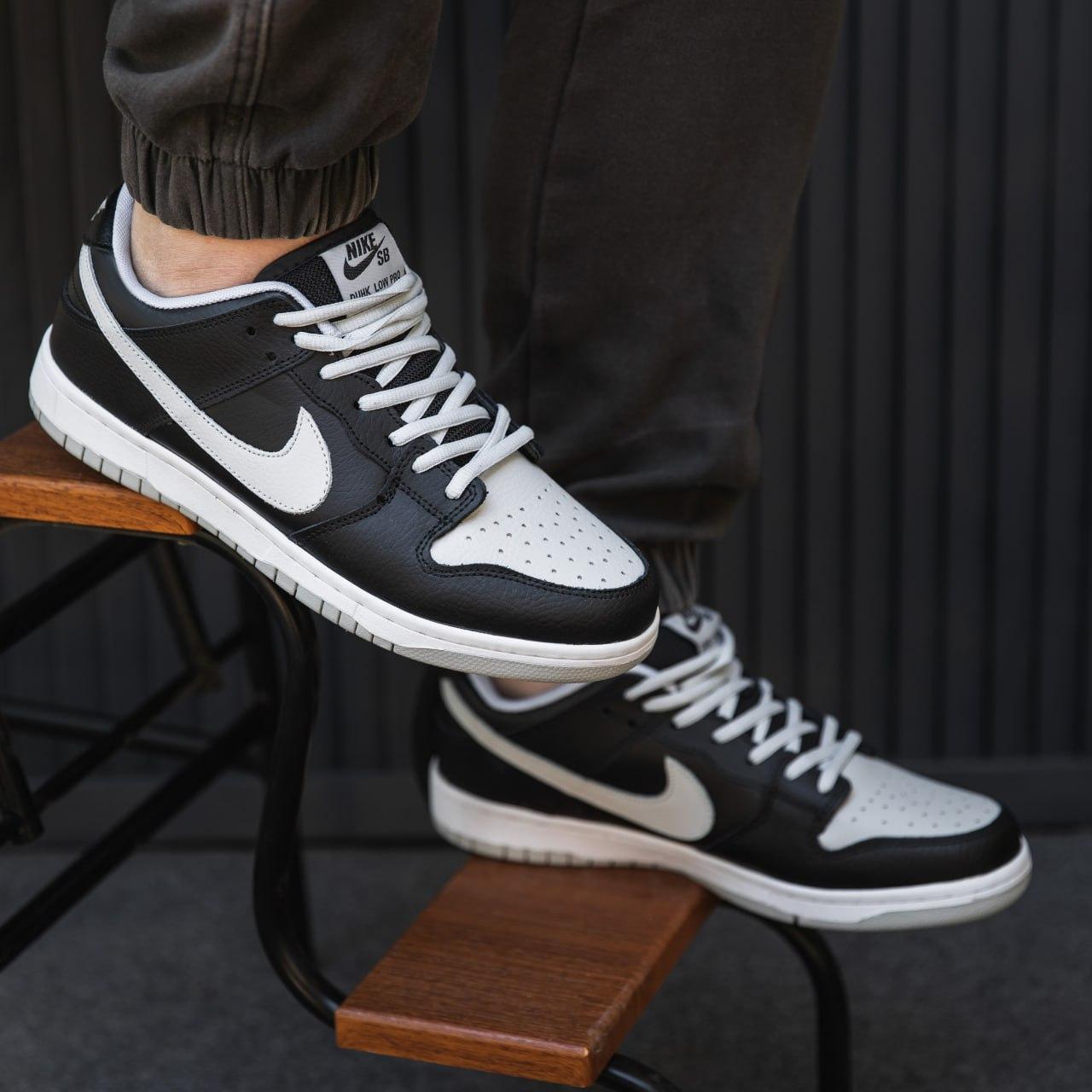 Чоловічі кросівки Nike SB (чорно-білі) якісні повітропроникні демісезонні кроси з перфорацією KIT1529 топ
