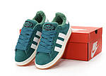 Жіночі зимові кросівки Adidas Campus (зелені з білим) яскраві модні низькі кеди з хутром К14480 топ, фото 2