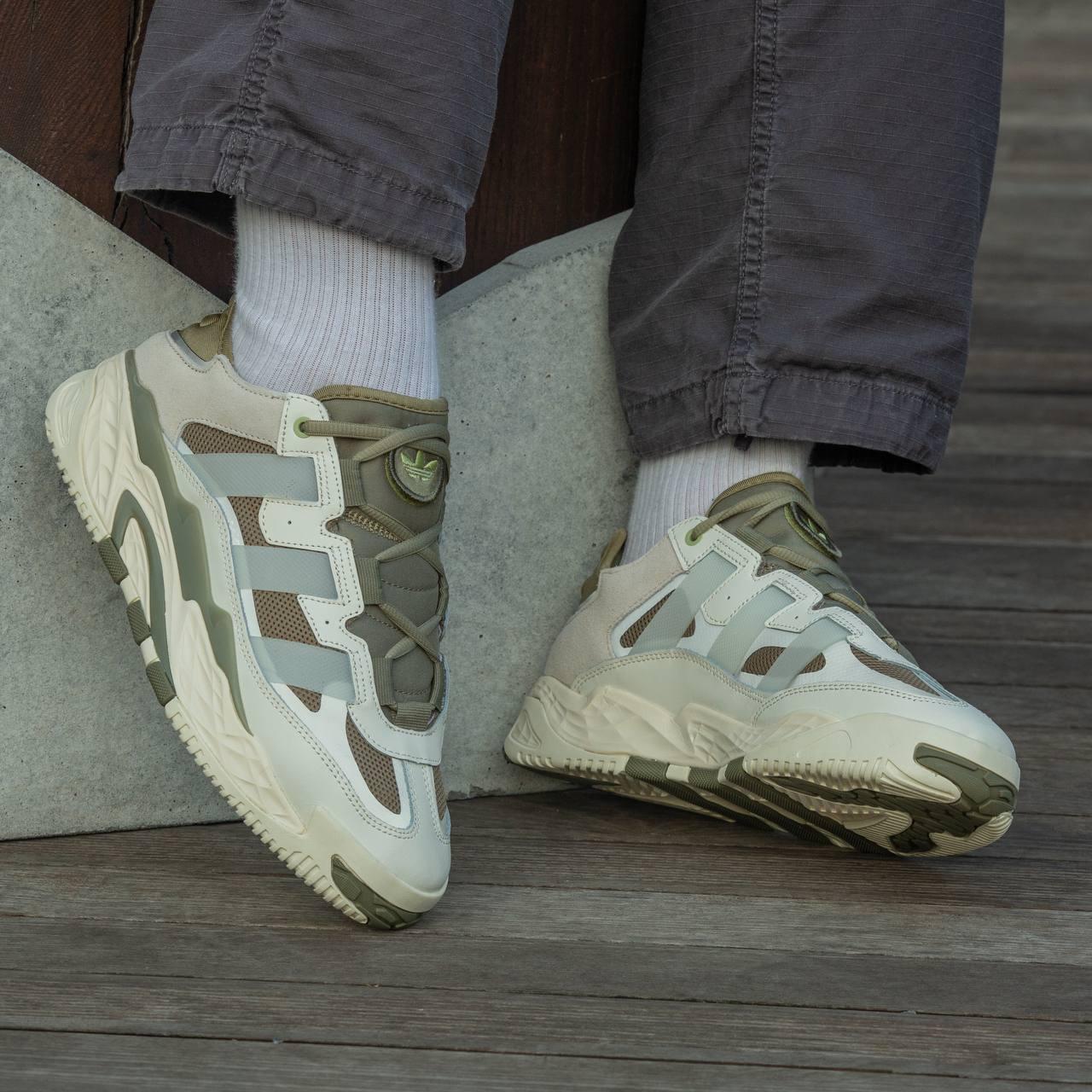 Чоловічі кросівки Adidas Niteball White/Olive (білі з оливковим) демісезонні модні зручні кроси i1179 топ
