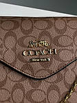 Жіноча сумка Coach Envelope Shoulder Bag Beige (коричнева) KIS26022 стильна гарна модна на ремені топ, фото 8