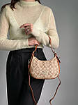 Жіноча сумка Coach Swinger In Micro Signature Cream (кремова) KIS26017 стильна гарна модна на ремені топ, фото 4