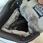 Жіночі зимові кросівки Nike Air Jordan 1 (сірі з білим і чорним) високі теплі кеди на хутрі O3992 топ, фото 6