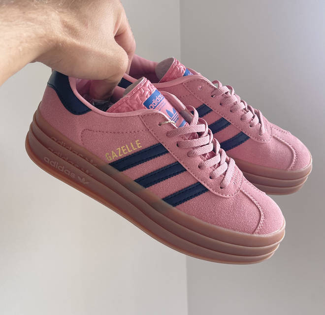 Adidas gazelle pink black online