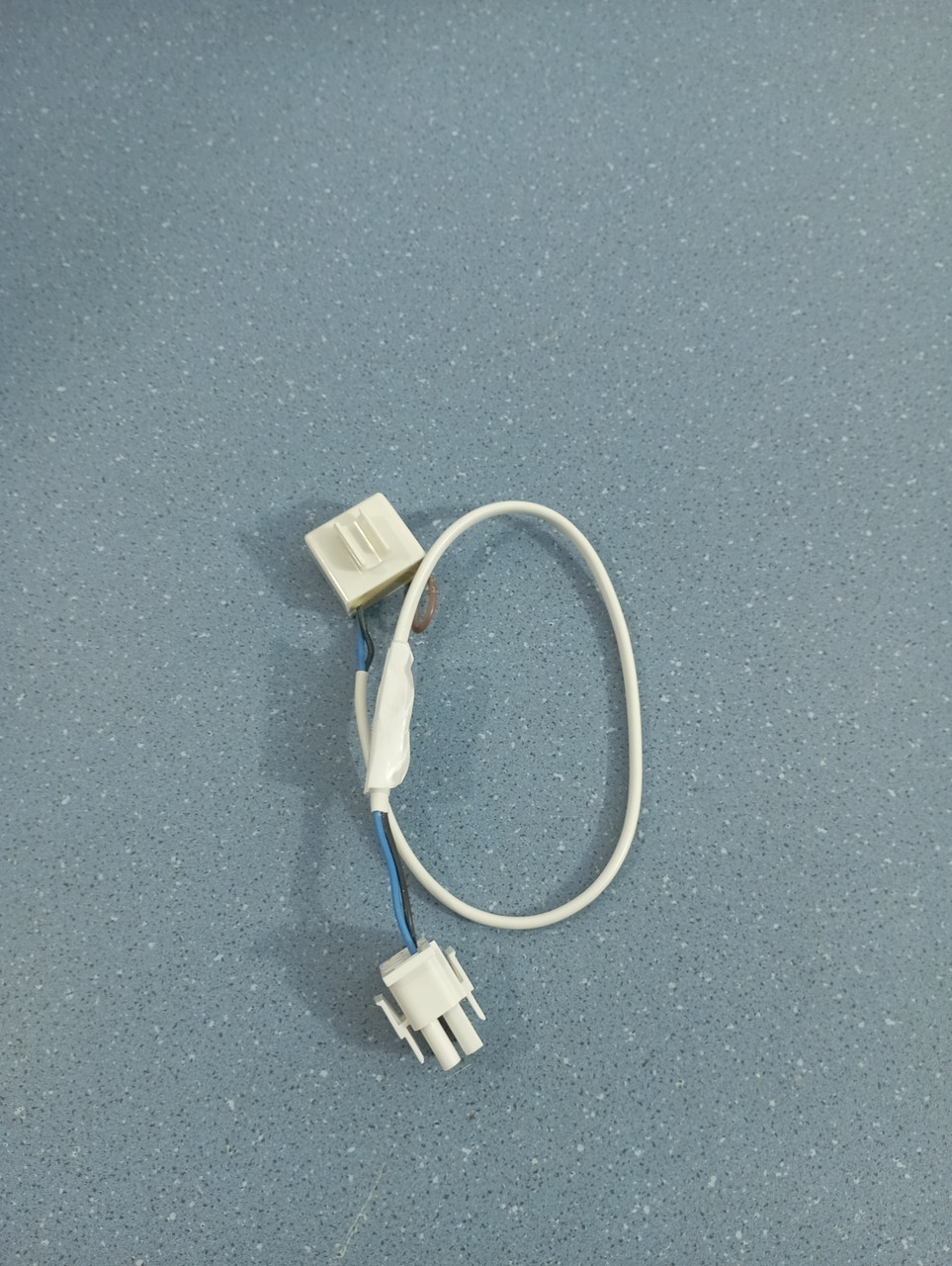 Теплове реле для холодильника Indesit C00276886