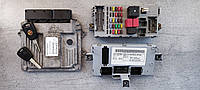 Электронный блок управления (ЭБУ) Fiat Doblo 51805371