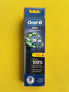Насадки для електричної зубної щітки Oral-B PRO Cross Action Black 4 шт.