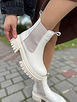Ботинки женские бежевые кожаные на масивной подошве зимние размер 40 на 25,5 см