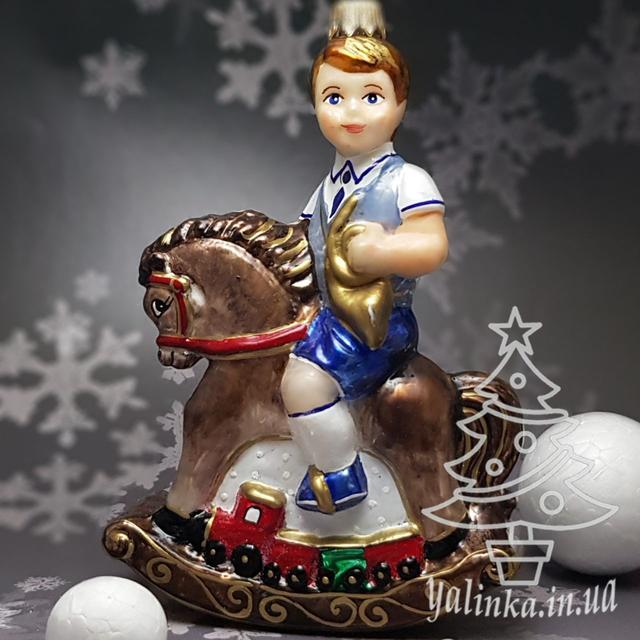Стеклянная елочная игрушка мальчик на лошадке   komozja Polskie zabawki spektrum morozko Snegka Poland  yalinka.in.ua