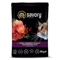 Savory Пауч для стерелізованих котів та кішок з ягням та журавлиною у соусі,85г